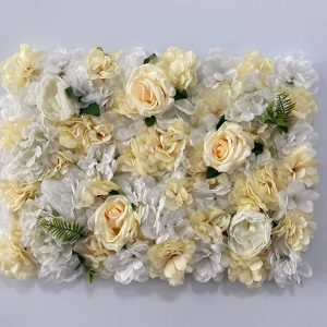Mur De Fleurs En Soie Pour Une Décoration De Mariage Élégante